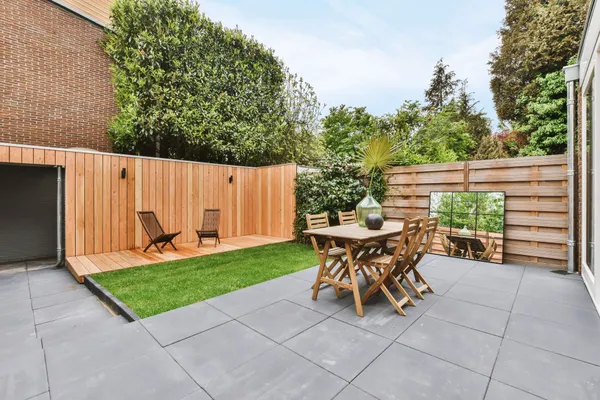 Composite Decking and Pergola